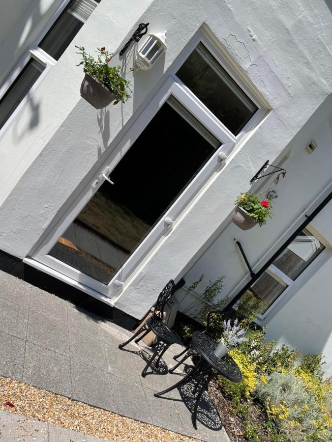 Stylish One Bedroom Central Bournemouth Flat Bagian luar foto